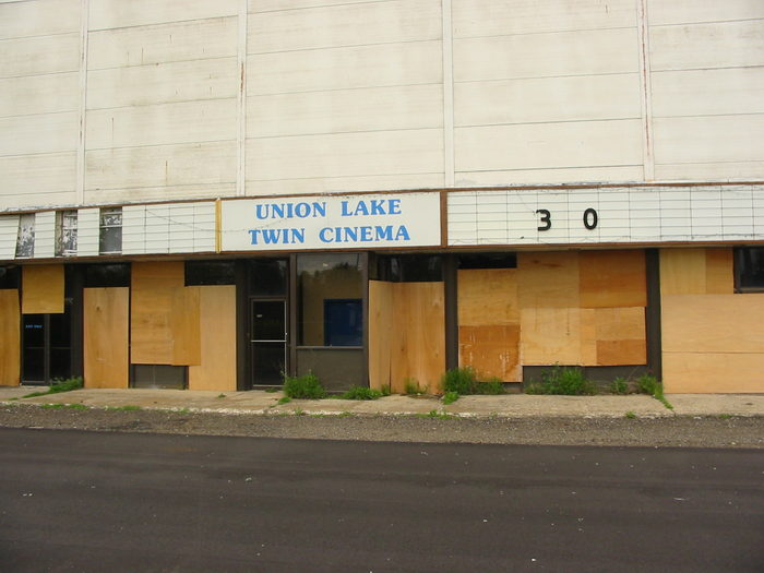 Union Lake Twin Cinemas - MAY 2002 PHOTO